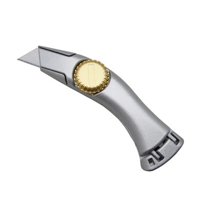 Užitkový nůž s pevnou čepelí a pouzdrem